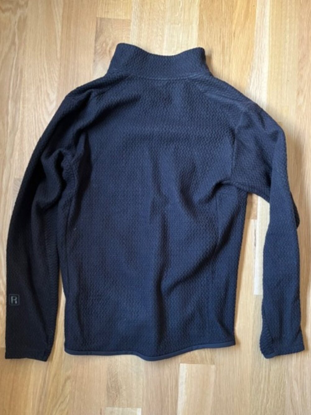 Men's R1 Fleece Pullover - Picture 7 of 9